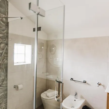 Mare E Collina Apartment *